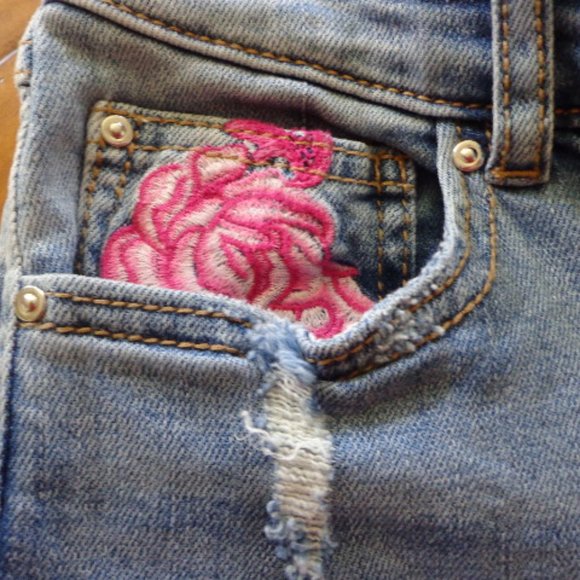 NWT inc Denim SKINNY LEG Crop Blue Jeans Roses - Picture 3 of 16